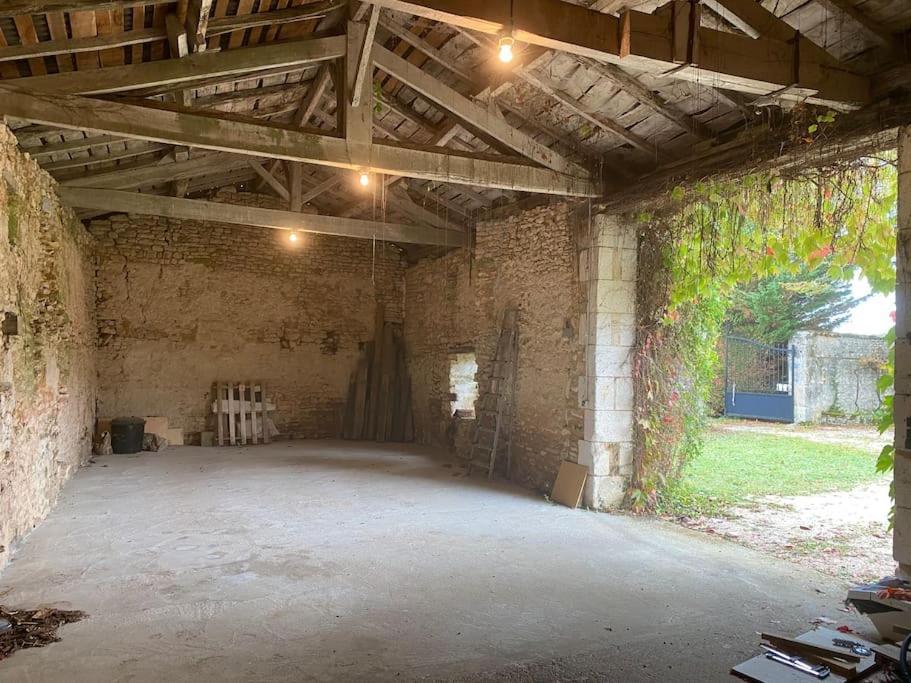 Uniquely Private Holiday Villa In The Charente Puyreaux Buitenkant foto