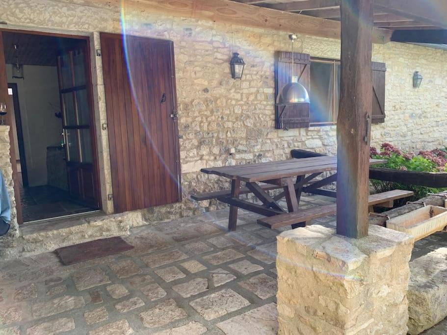 Uniquely Private Holiday Villa In The Charente Puyreaux Buitenkant foto