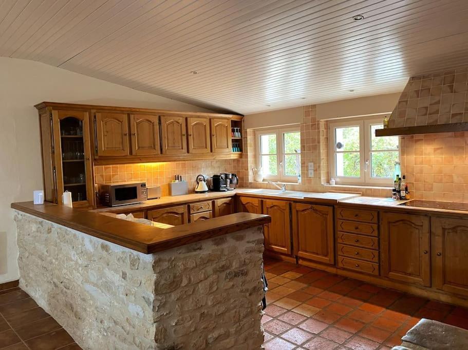 Uniquely Private Holiday Villa In The Charente Puyreaux Buitenkant foto